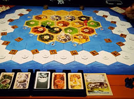 Colonistii din catan joc de baza. Colonistii Din Catan Pret Extensii Si Alte Informatii Wonder Ro