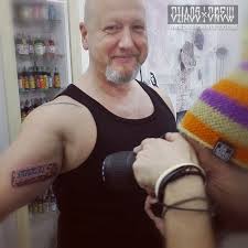 +49 (0) 89 547 889 28 www.chaoscrewtattoo.com hygiene ist bei uns im studio oberstes gebot. Tattoo Studio Munchen Chaos Crew Tatowierer Munchen Dein Spezialist Fur Tatowierungen Realistic Oldschool Fineline Cover Ups Ohne Termin Maxvorstadt Schwabing Dein Tattoo Spezialist In Munchen