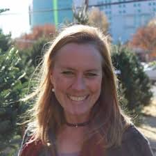 Dr. Laura (Toebbe) Seth, MD