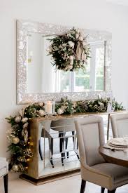 Easing the coastal decorations into the seasonal decor. Christmas Decoration Ideas For An Elegant Season