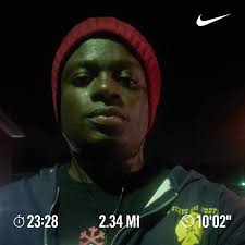 Sleepy mode 🥱😴🤣 but running is important in my life🥰 Easy peeezy!