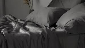 Best Cooling Sheets for Hot Sleepers (2026 Guide) – ettitude