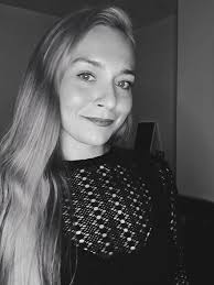 Exploring Desires: Adele's Hello and Cultural Connections