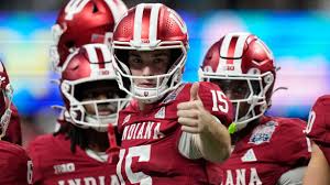 Transfer QBs Mendoza, Beck headline college football's biggest game and signify broader trend