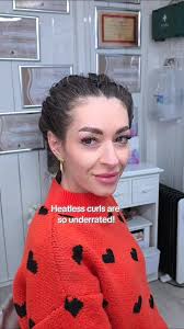 Who else swears by heatless curls? 🙋‍♀️, Drop your favorite method below!  👇, #heatlesscurls #heatlesscurler #viralhair #curlstutorial  #curlsovernight #haircurlingtutorial #overnightcurls #haircurls ...