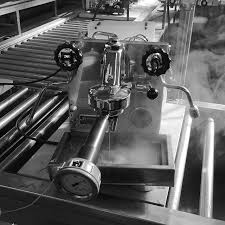 Rocket Espresso Factory Milano Testing The Pressure Of The Brew Unit Rocketespressomilano Espresso Cof Rocket Espresso Rocket Appartamento Espresso Machine