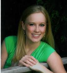 Anna Reiber's Instagram, Twitter & Facebook