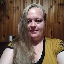 Debbie Blewitt's Instagram, Twitter & Facebook