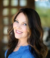 Realty Executives Arizona Territory- Outlier