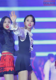 돈 10만원 줍기 vs 아이돌 보지 유두색깔알기 | 걸그룹연예인 | 일베저장소