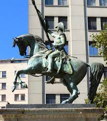 The focal point of the cella or main interior space of a roman or greek temple was a statue of the deity it was dedicated to. Equestrian Statue Of Jose De San Martin In Santiago De Chile Chile