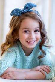Cute girls hairstyles says the flower braid wouldn't survive an active day, say at the beach boogie boarding and playing frisbee.but that evening, when you take the kids out for a nice dinner on the water, try this sweet and pretty hairstyle. 11 Cute Haircuts For Little Girls