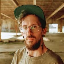 I know The Secret Life of Walter Mitty is about escaping monotony and  finding purpose, but they shot Walter's boring life so well that I wanted  it more than any of his