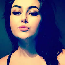 Heartbreak as young woman loses cancer battle three weeks after diagnosis