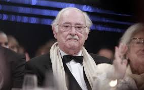 For being a role model to young artists. Ruy De Carvalho Esta De Parabens Ator Completa 92 Primaveras Vip Pt