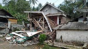 Ini belum termasuk gempa susulan setelah gempa besar yang terjadi di lombok. L707jphjch 2tm