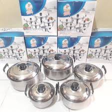 Untuk wilayah luar kota juga dapat dilakukan tetapi tergantung dari kuantitas produknya, misalnya kitchen set stainless untuk restoran dan hotel. Panci 5 Set Panci 5 Stacking Stainless Steel Panci Muscle Kitchen Shop Haf Store Shopee Malaysia