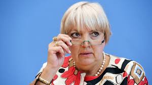 Claudia Roth: AfD will ihre Absetzung als Bundestagsvizepräsidentin