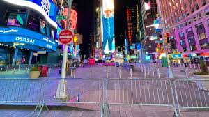 See more of times square, new york city on facebook. New Year S Eve In Nyc New Year S Eve Rocks On In Nearly Empty Times Square Amid Covid Pandemic Abc7 New York
