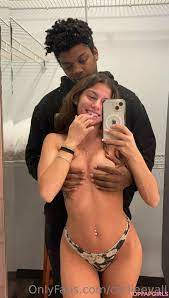 Carlieevall Nude OnlyFans Leaked Photo #3 - TopFapGirls