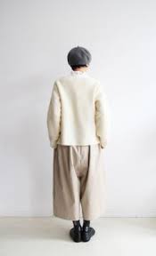 サイドスリットプルオーバー オフホワイト 日々の服 プルオーバー 服 秋冬 ファッション