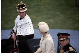 (©icon sport) mené par guy noves, le xv de france s'apprête à affronter ce 18 mars 2017 le pays de galles. Le Jour Ou Charles A Ete Couronne Prince De Galles