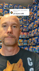 Replying to @vegeto_chileno3007 #cayce79cayce79 #hotwheels #hotwheelstrack  #diecast #toy #toys #car #truck #toyota #yoda #ae86