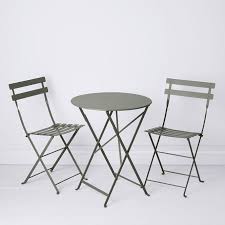 Fermob Bistro Folding Table And Chairs In 2020 Outdoor Tables And Chairs Chair Fermob