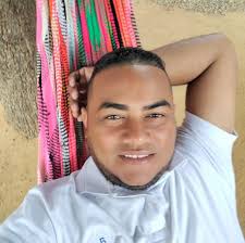 Hablemos del show de Dean Henderson, portero del Palace, hoy en la  Community Shield. Respetó la cábala de jugar con gorra, como hizo en la  final de la FA vs Man City,