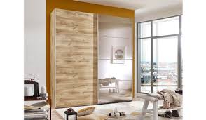 À vous d'aménager votre futur dressing de chambre selon vos envies ! Armoire Dressing Bois Et Miroir Pour Chambre Adulte