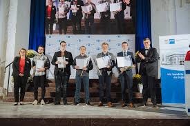 Im bereich immobilien sind wir zu hause. Ihk Zu Rostock Kurt Besten Lehrling 2019 Arge Haus Hausbau Rostock