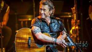 Kronstadt), romania, the son of a german (transylvanian saxon). Peter Maffay In Nurnberg Das Mussen Sie Wissen Kultur Nordbayern De