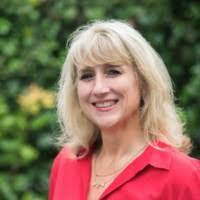 Tara Bolduc's Instagram, Twitter & Facebook