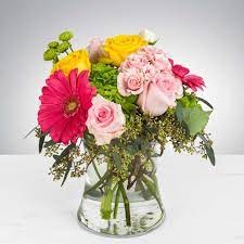 Whether looking for a floral arrangement of roses or mixed flowers, find something from birthday parties to anniversary dinners, floral arrangements full of fresh, beautiful flowers are the perfect complement. Frederick Florist Flower Delivery By Frederick Florist