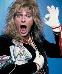 Charts, 80's music quizes, online radio, photos, news. David Lee Roth