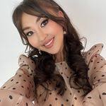 Marilia Roman's Instagram, Twitter & Facebook