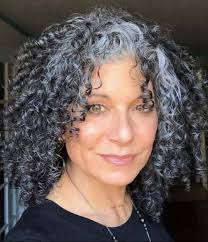 Read stories of gray hair transformation online and you would see that there's more to gray hair than you hear. 8 Tips For Women With Gray Curly Hair To Embrace Its Natural Color And Texture