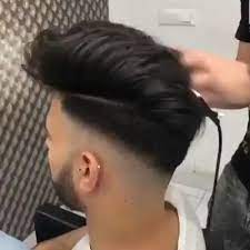 Anziehen Beliebte Die Frisuren Fuer Haarschnitt Hairstylesmens Invogue Maedchen Maenner Menfashion Men Haircut Styles Popular Haircuts Hair Styles