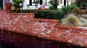Rich Masonry Veneer Retaining Wall Patio Brick Retaining Wall Retaining Wall