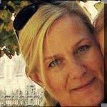 Andrea Aman's Instagram, Twitter & Facebook