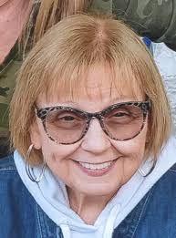 Linda Angle's Instagram, Twitter & Facebook