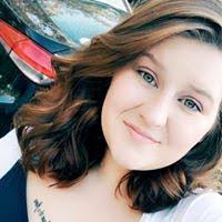 Melissa Mattoon's Instagram, Twitter & Facebook