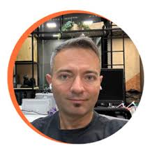 Contact us: 5 Key People at Ubiminds you should meet