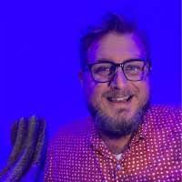 Kevin Aceves's Instagram, Twitter & Facebook