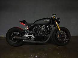 some people wanted another pic of my 83 virago 06 r6 bastard child cafe racer life on two wheels yamaha cafe racer virago cafe racer cafe racer build
