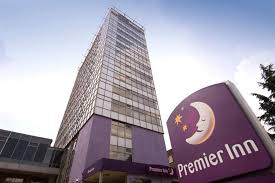 You can call at +44 0871 527 83 46 or find more contact information. Hotel Premier Inn London Hammersmith London Reserving Com
