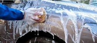 Plafon mobil dengan noda pekat atau membandel adalah menggunakan cairan fabric. Dampak Buruk Mencuci Mobil Dengan Sabun Cuci Piring Sunlight Suryadidik Com