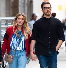 She is reportedly asking for primary physical custody of their son. Hilary Duff Denies Altercation Between Matthew Koma Neighbor People Com