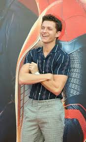 Pin By Car Crash On Tommy Tom Holland Tom Holland Peter Parker Tom Holland Spiderman