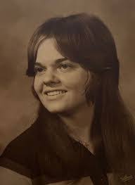 Suzanne Pyle's Instagram, Twitter & Facebook